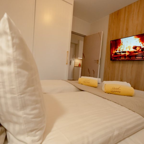 Apartament 103 0 24